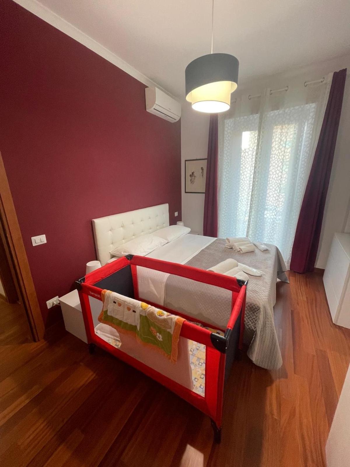 Lucens Domus Appartamento Roma Quartiere Trieste - Vicino Metro B1 - Kültér fotó